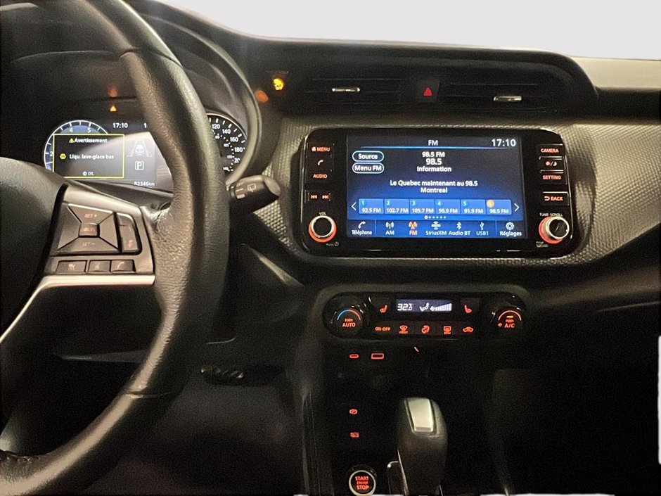 Nissan Kicks SV 2021-14