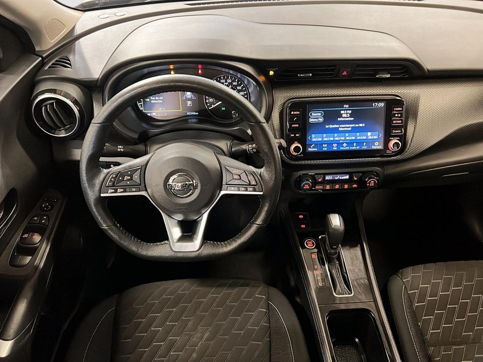 Nissan Kicks SV 2021-8