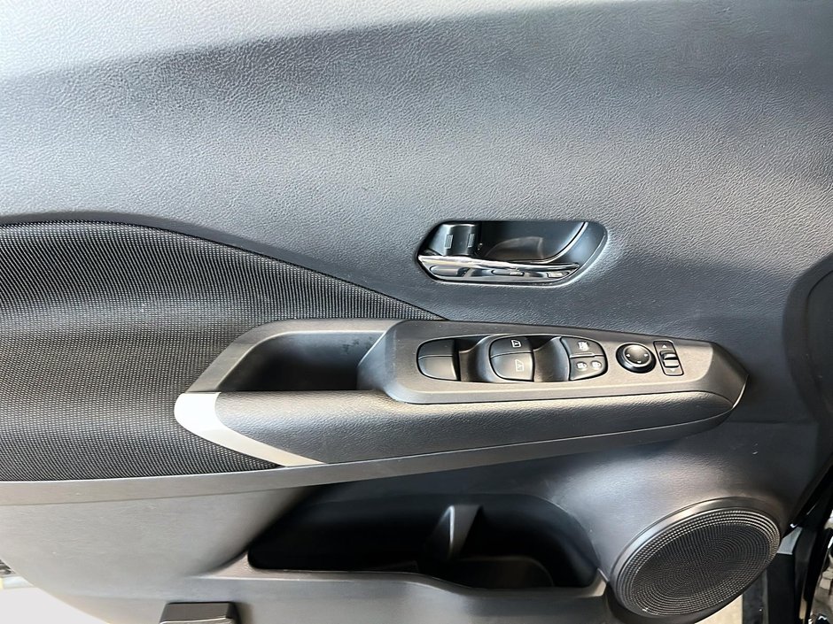 2022 Nissan Kicks SV-9