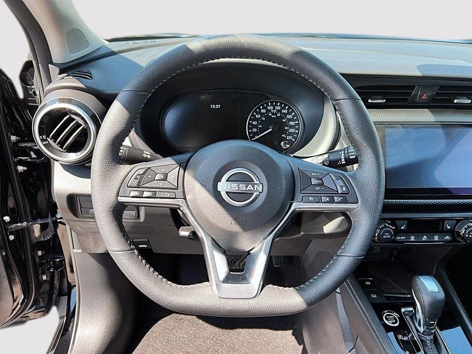 2023 Nissan Kicks SV-11