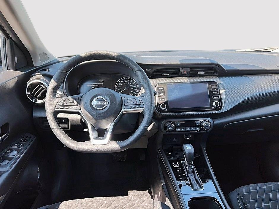 2023 Nissan Kicks SV-9