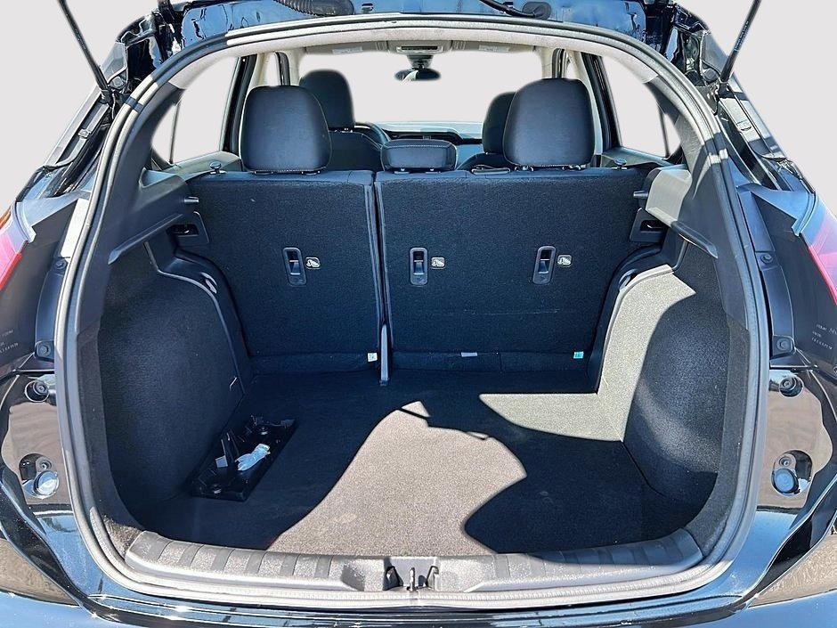 2023 Nissan Kicks SV-5