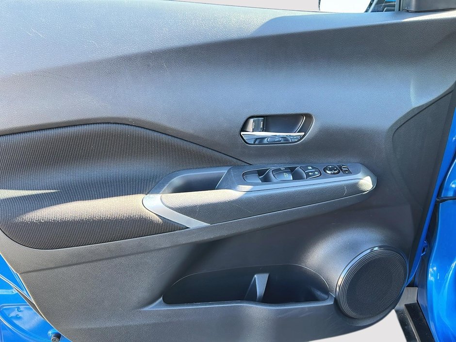 2023 Nissan Kicks SV-10