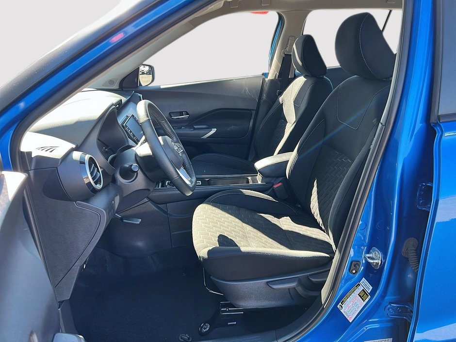 2023 Nissan Kicks SV-8