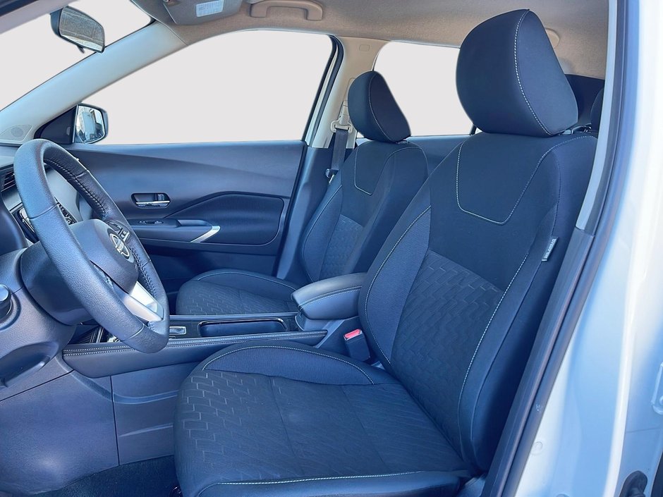 2023 Nissan Kicks SV-8