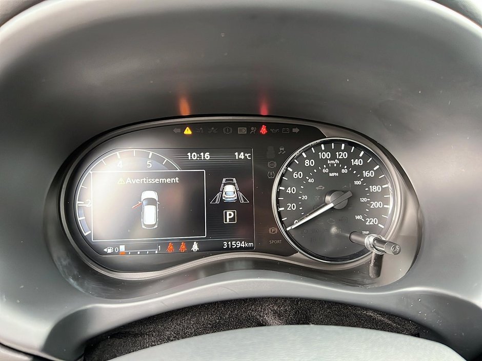 2023 Nissan Kicks SR-12