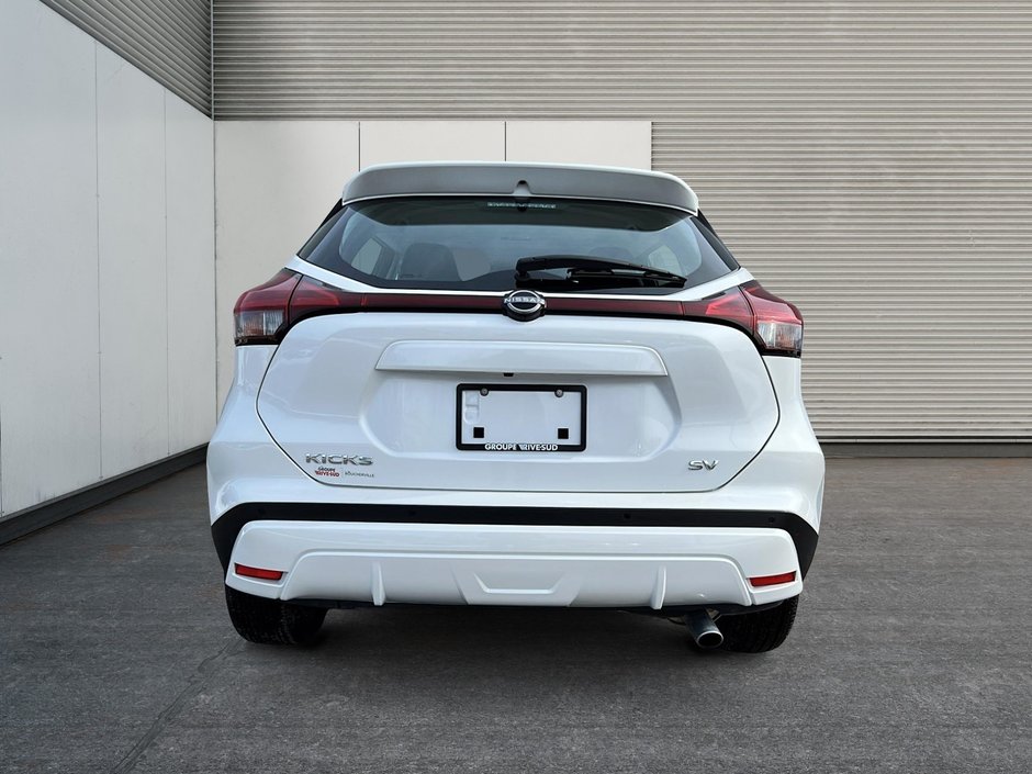 Nissan Kicks SV 2023-2