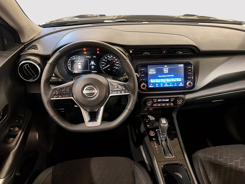 2023 Nissan Kicks SV-9