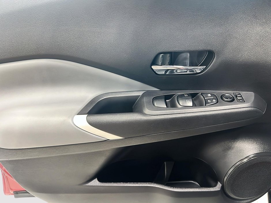 Nissan Kicks SR 2023-9