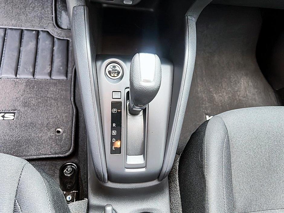 2024 Nissan Kicks S-13