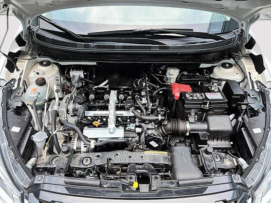 2024 Nissan Kicks S-7