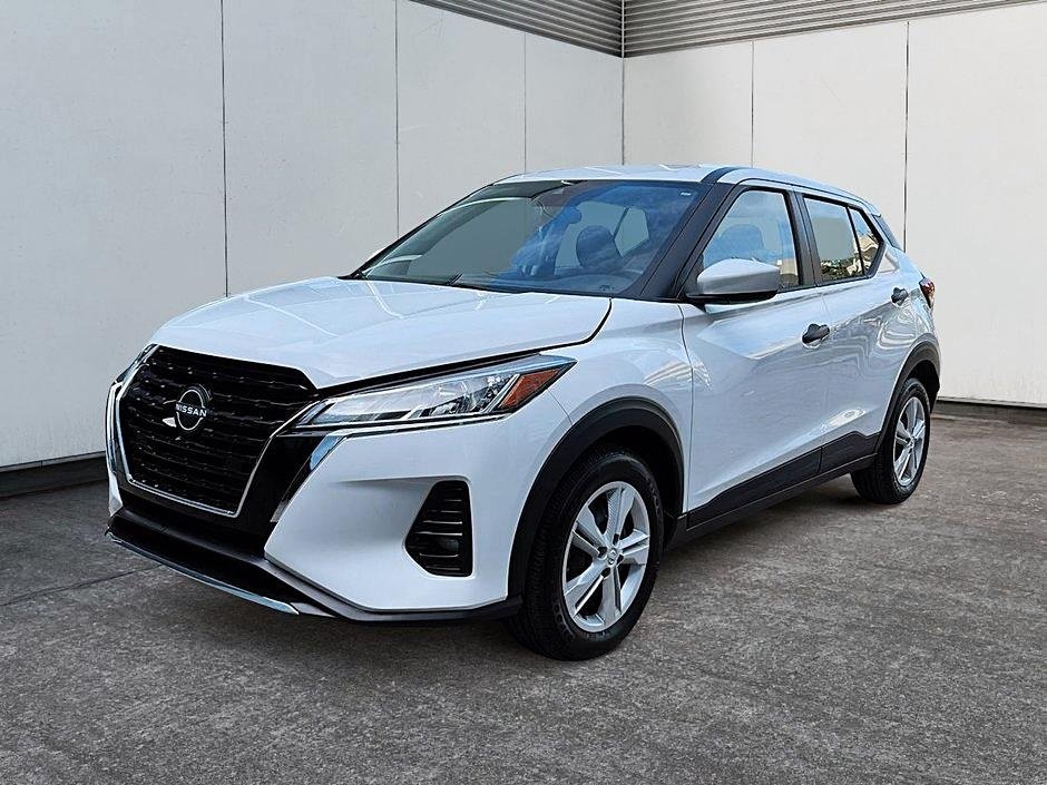 2024 Nissan Kicks S-0