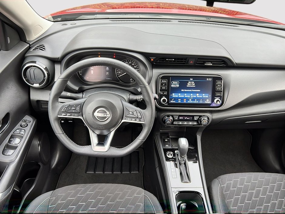 2024 Nissan Kicks SV-8