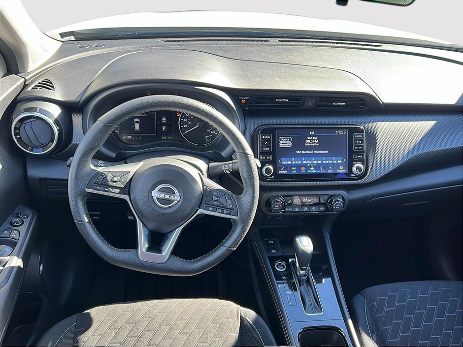 Nissan Kicks SV 2024-9