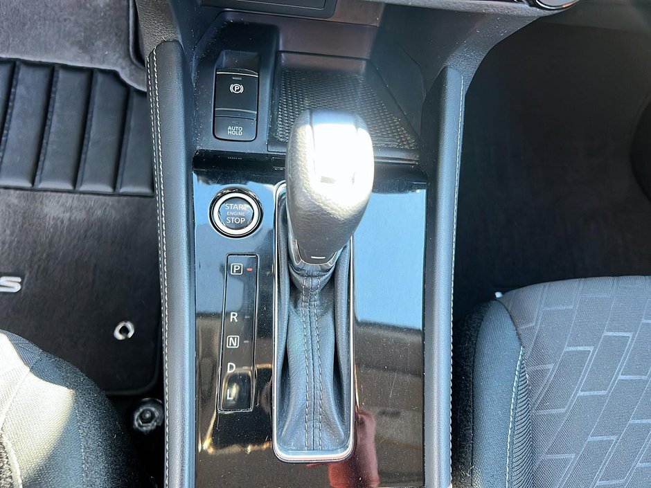 Nissan Kicks SV 2024-13