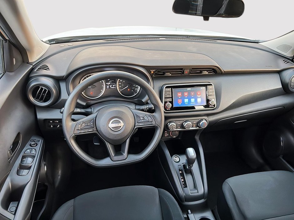 2024 Nissan Kicks S-9