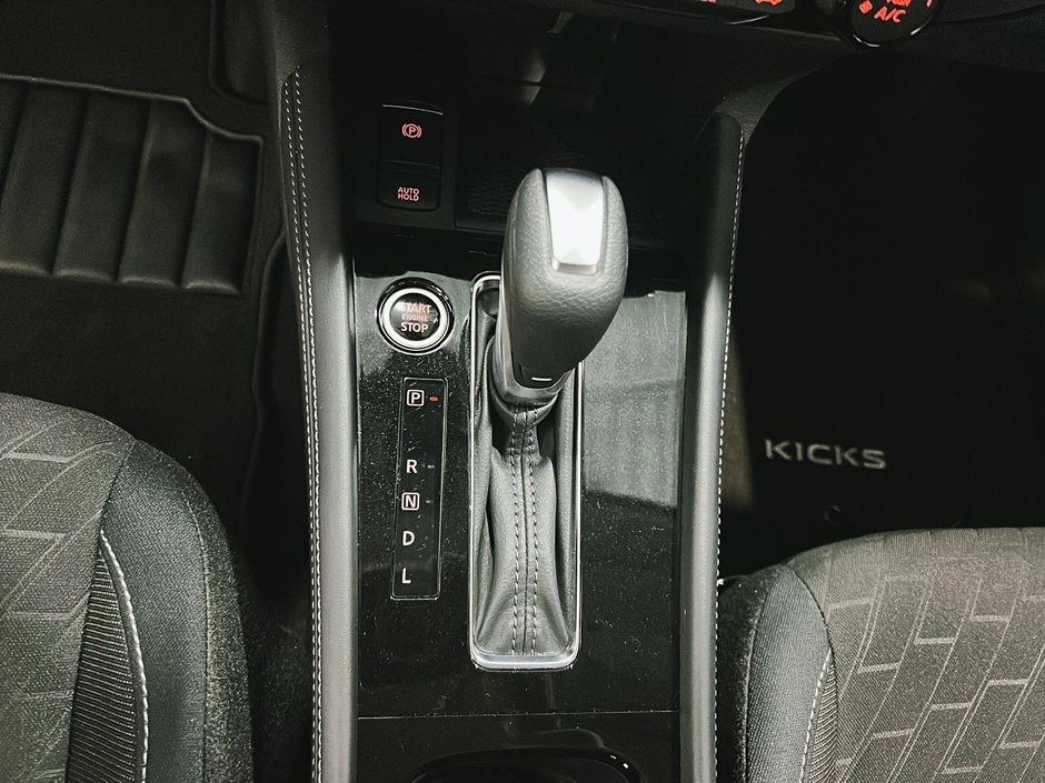 2024 Nissan Kicks SV-12