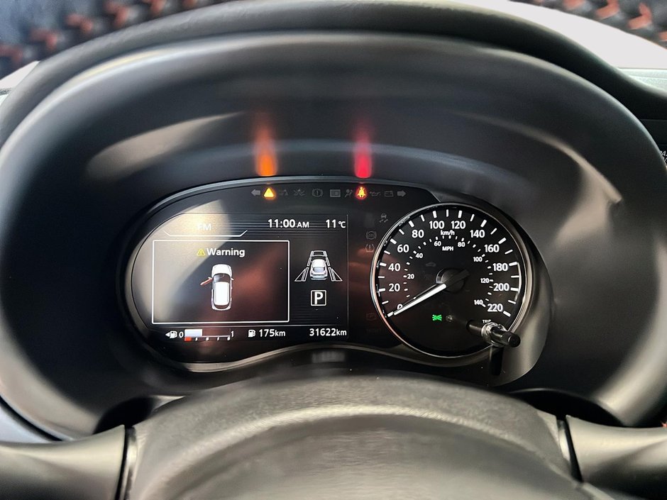 2024 Nissan Kicks SR-11