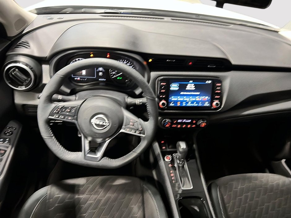 2024 Nissan Kicks SV-8