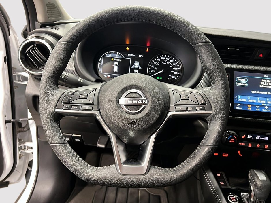 2024 Nissan Kicks SV-10