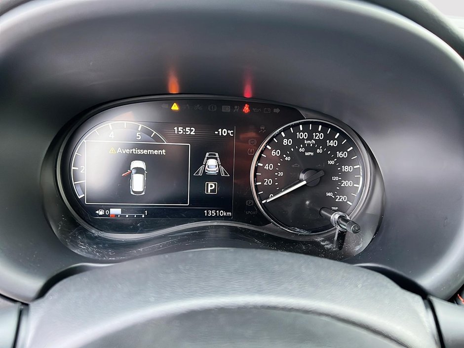 2024 Nissan Kicks SR-12