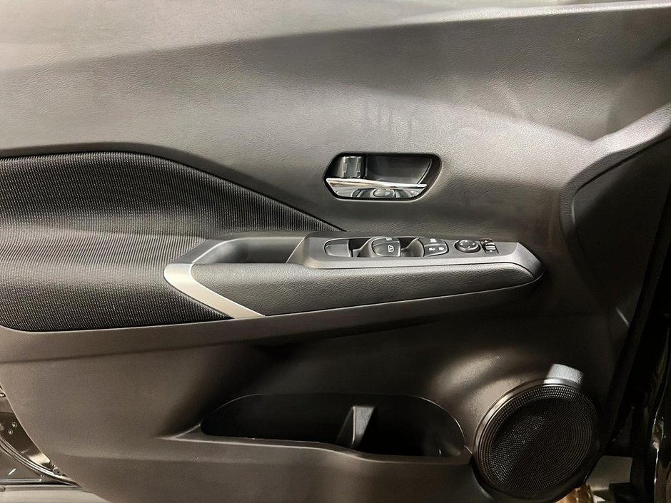 2024 Nissan Kicks SV-10