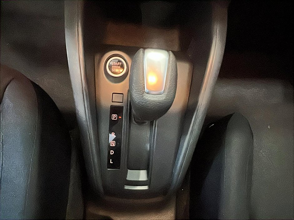Nissan Kicks S 2024-12
