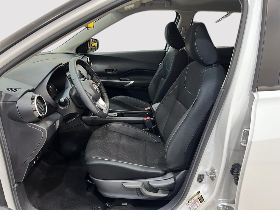 Nissan Kicks SV 2024-8