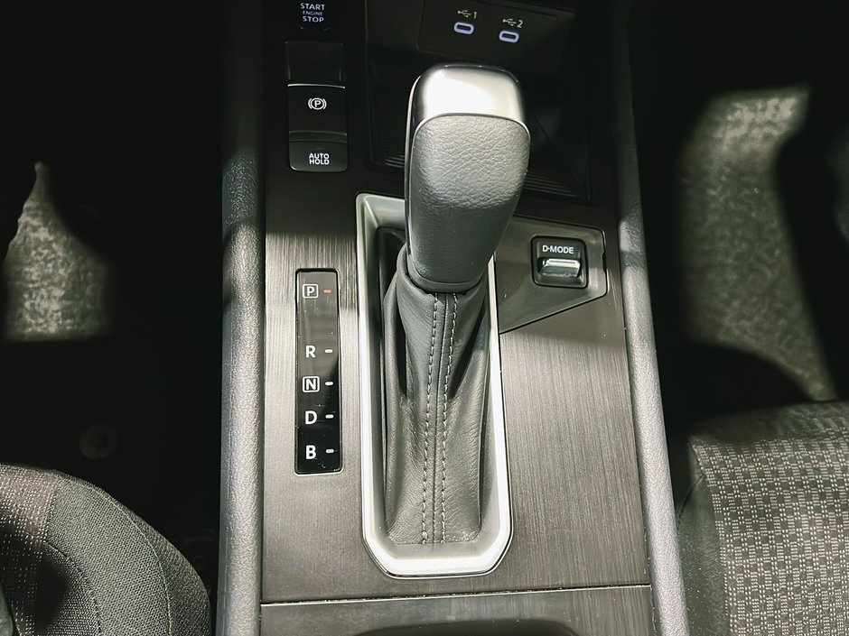 2025 Nissan Kicks S AWD-13