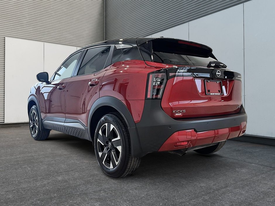 Nissan Kicks SV AWD 2026-3