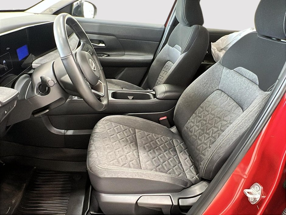 Nissan Kicks SV AWD 2026-7