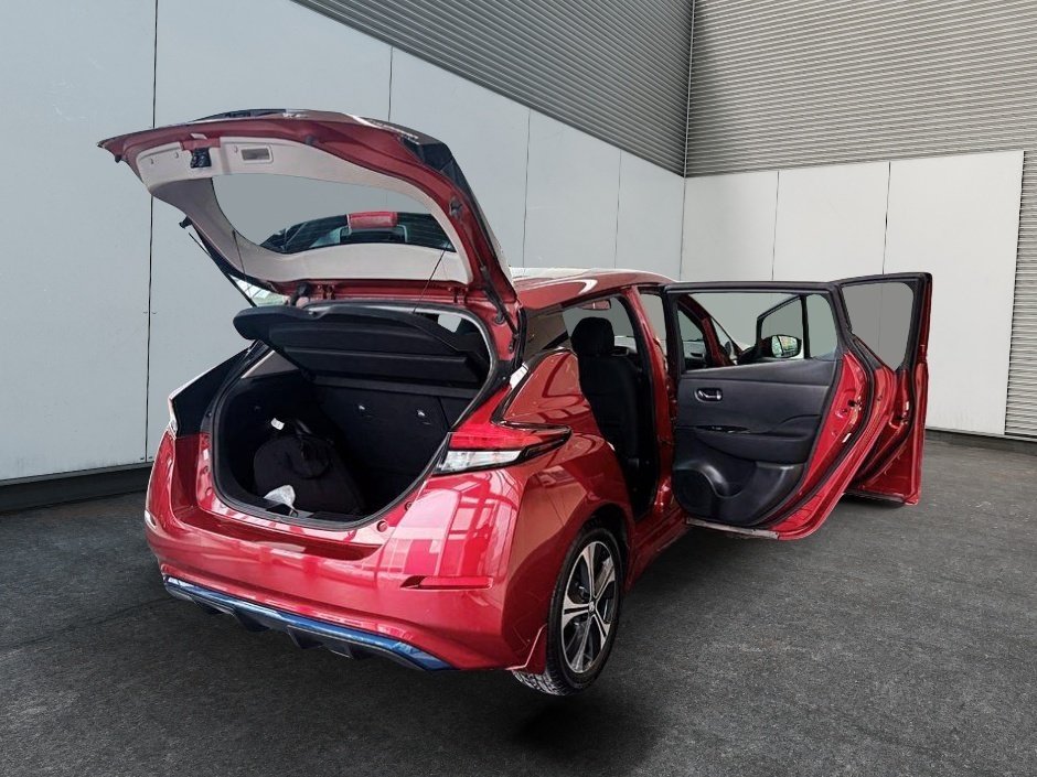 Nissan Leaf SV 2019-9