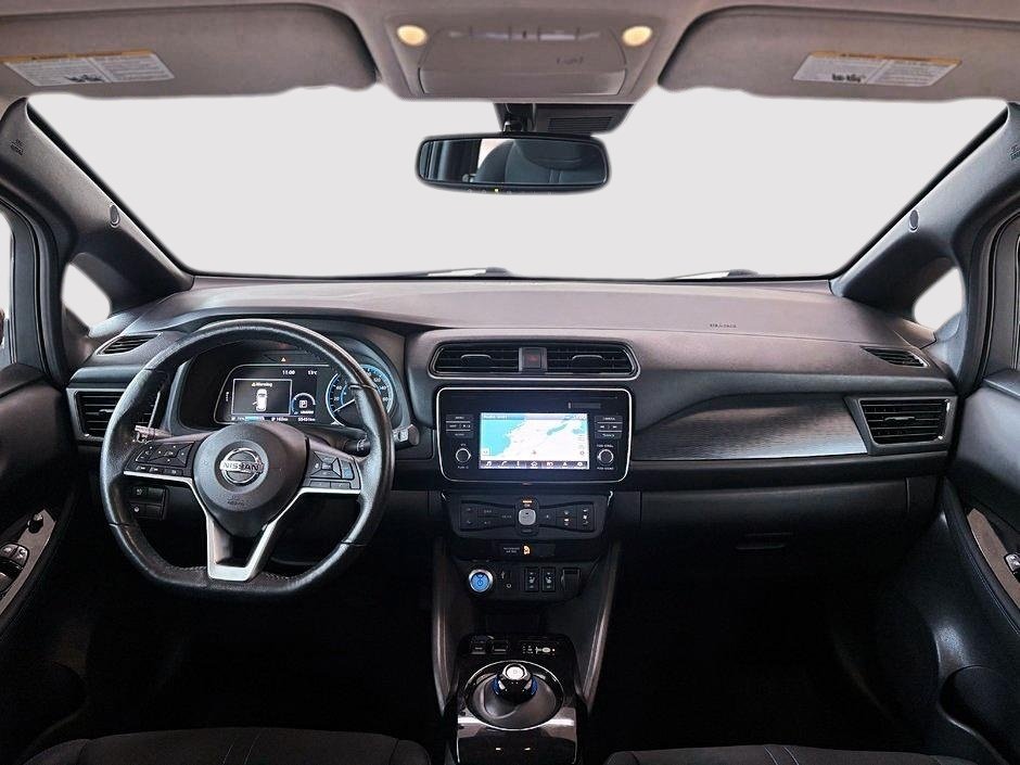Nissan Leaf SV 2019-15