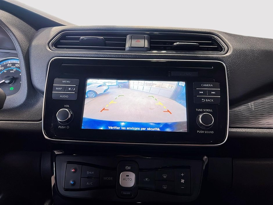 2019 Nissan LEAF sv-13