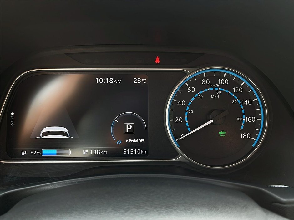 Nissan Leaf SV 2020-13