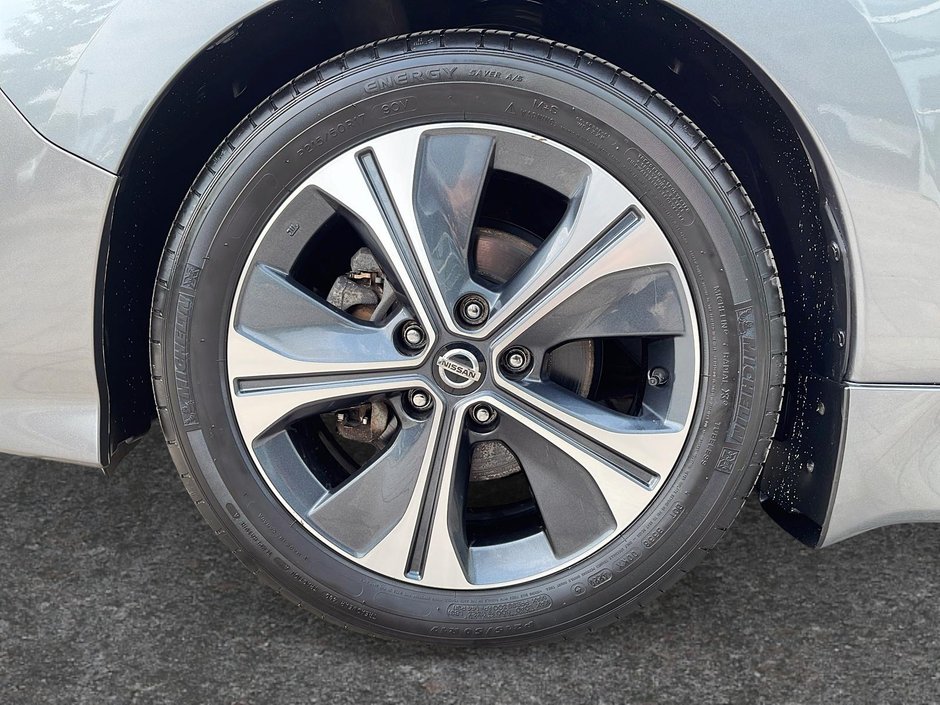 Nissan Leaf SV 2020-6