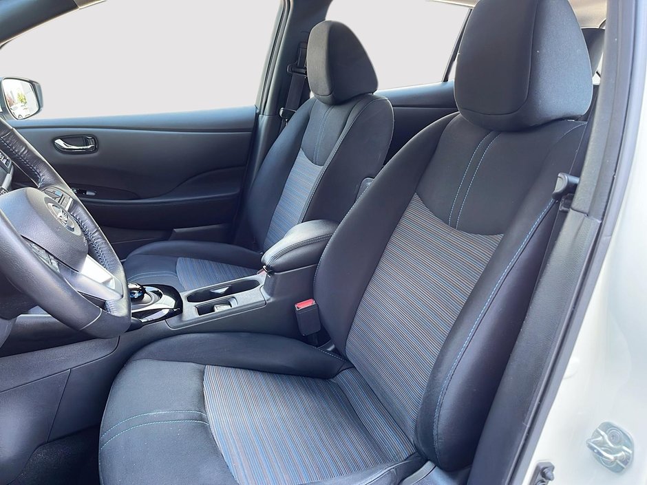 2021 Nissan Leaf SV 40kWh-8