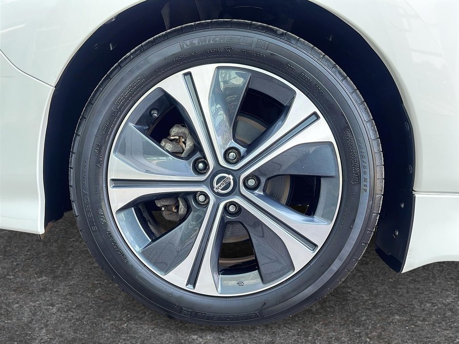 2021 Nissan Leaf SV 40kWh-6