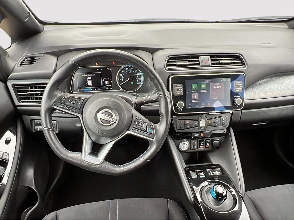 2023 Nissan LEAF SV-9