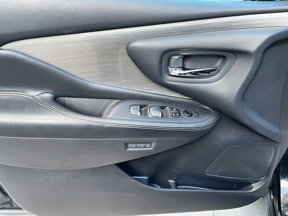 2015 Nissan Murano Platinum-10