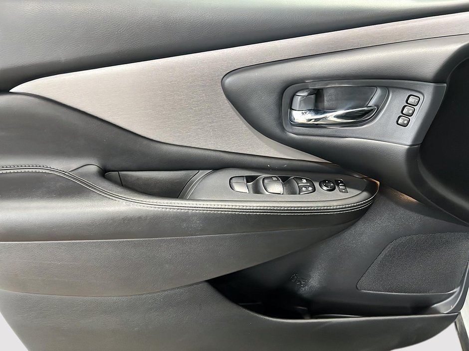 Nissan Murano SL AWD 2021-9