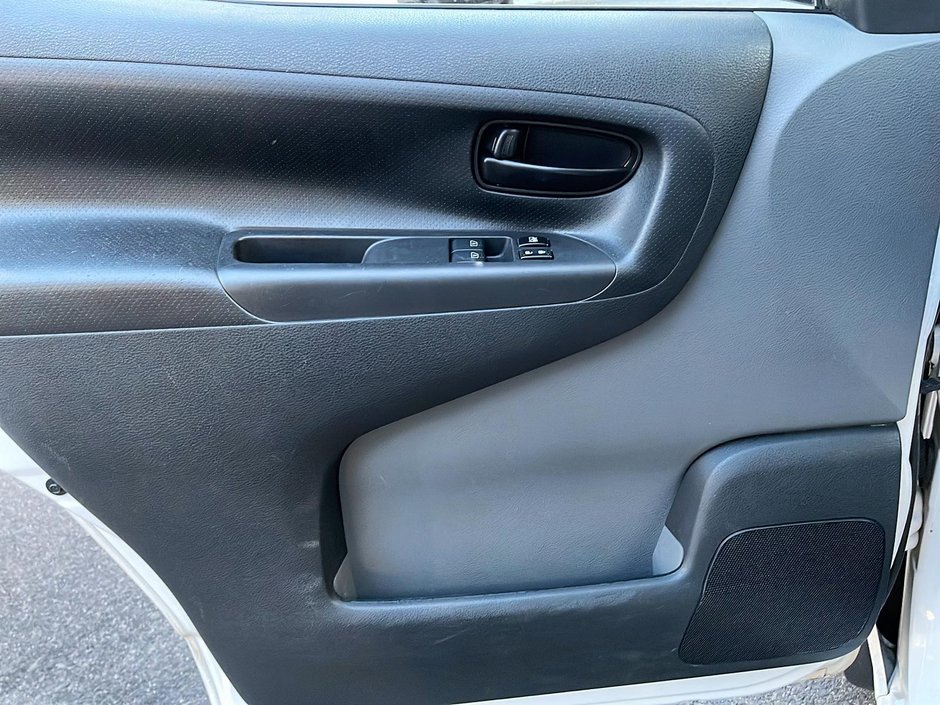2020 Nissan NV200 Compact Cargo-10