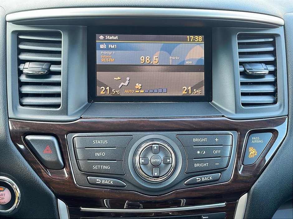 2015 Nissan Pathfinder SL-16