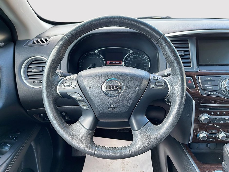 2015 Nissan Pathfinder SL-11
