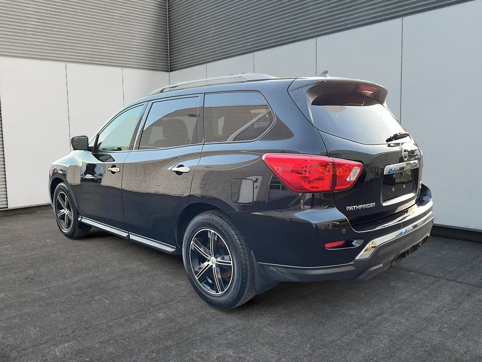 2018 Nissan Pathfinder SL-3