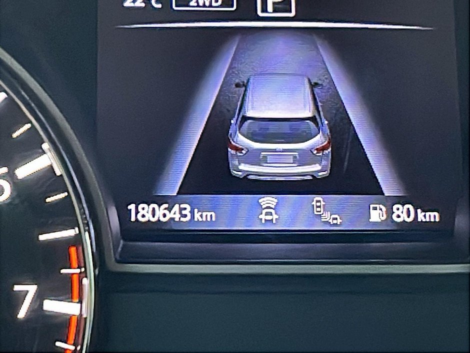 2018 Nissan Pathfinder SL-12