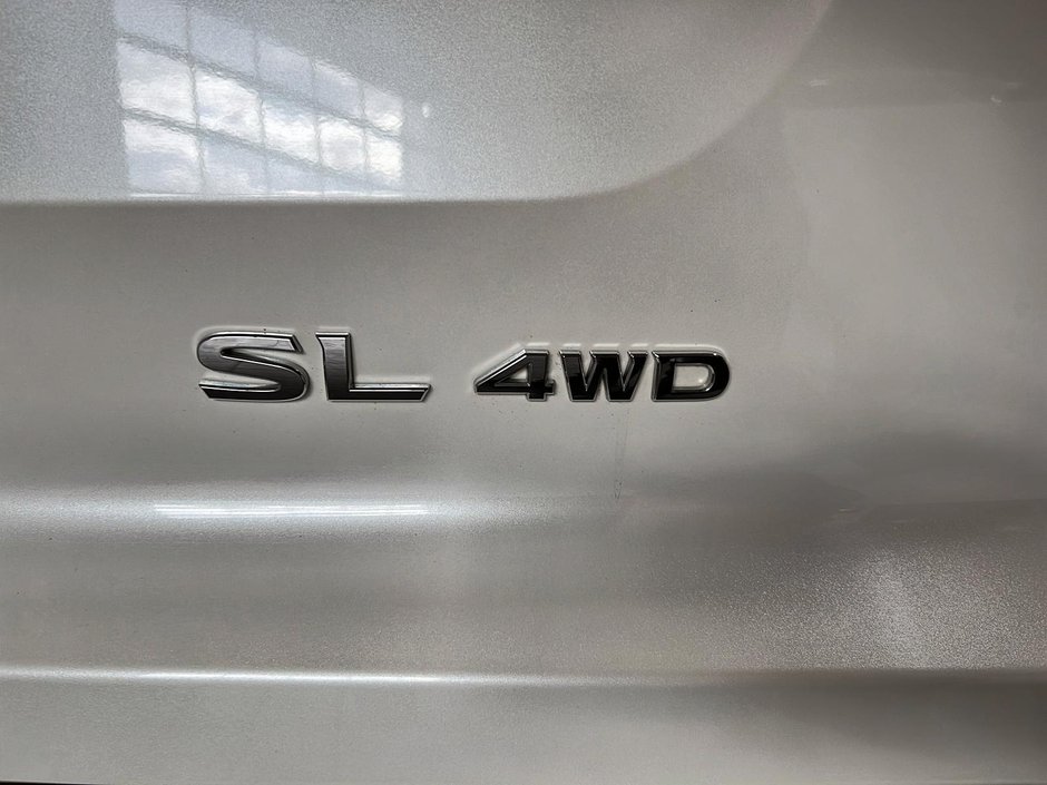 Nissan Pathfinder SL 2022-13