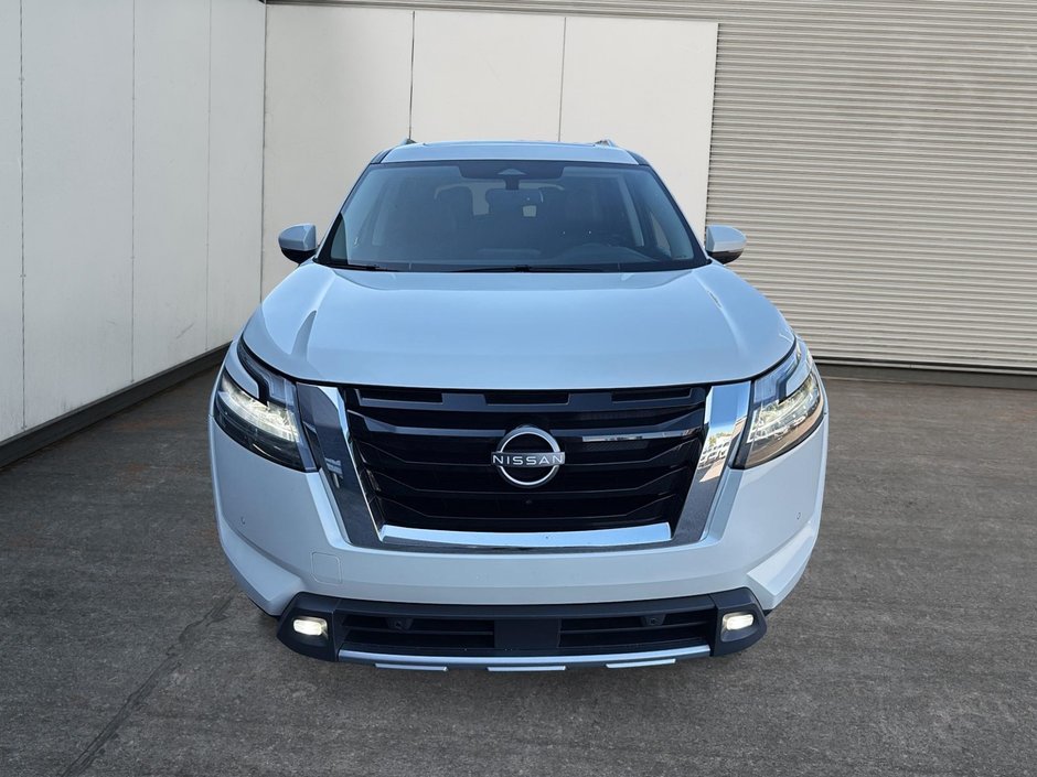 Nissan Pathfinder SL 2022-2