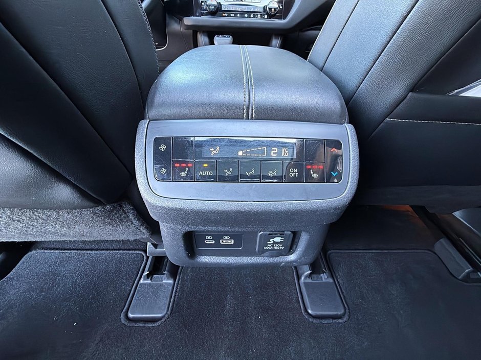 Nissan Pathfinder SL 2022-23