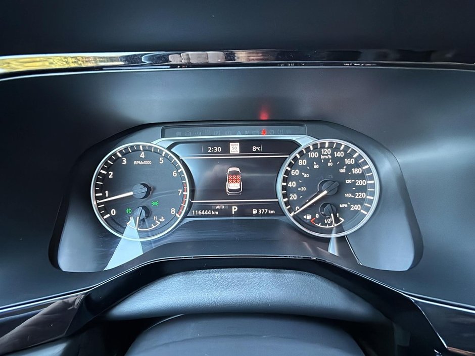 Nissan Pathfinder SL 2022-15